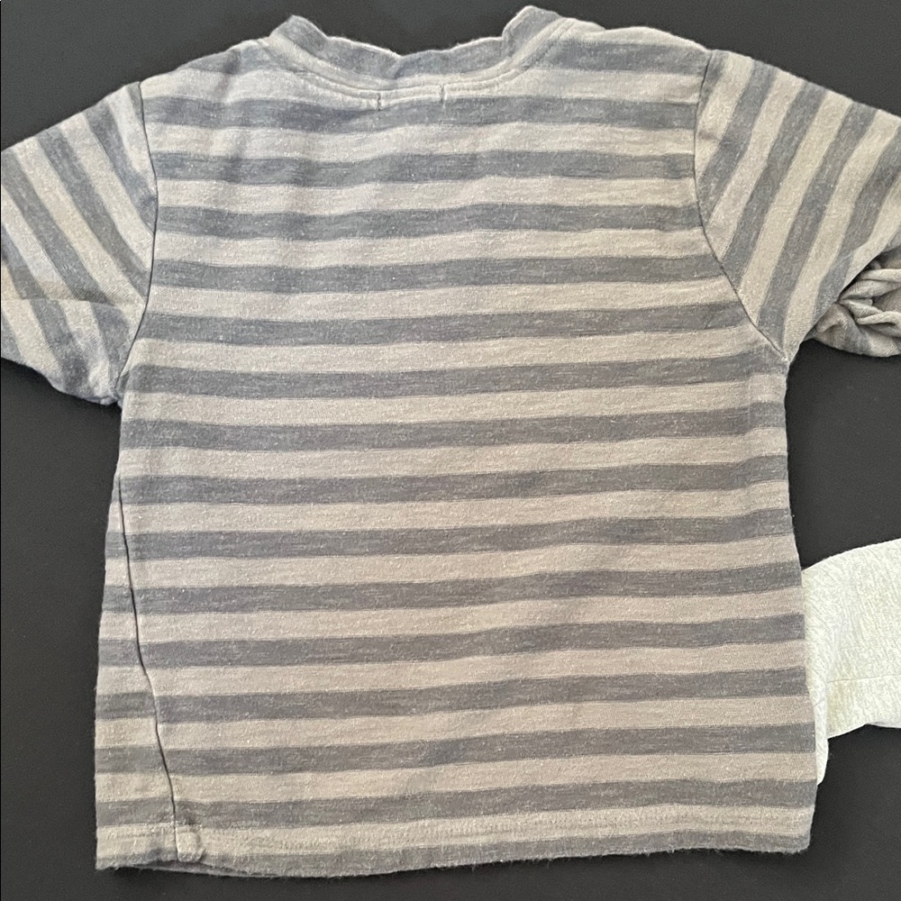 Gray Striped and Heathered Kids Tees set - Boys 5T - Picture 3 of 5